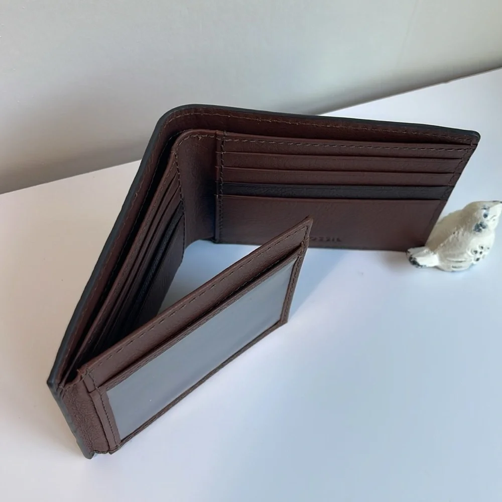 Fossil 🗝️ Men’s Genuine Leather Wallet